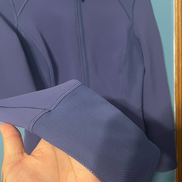 Lululemon jacket - Picture 6 of 7